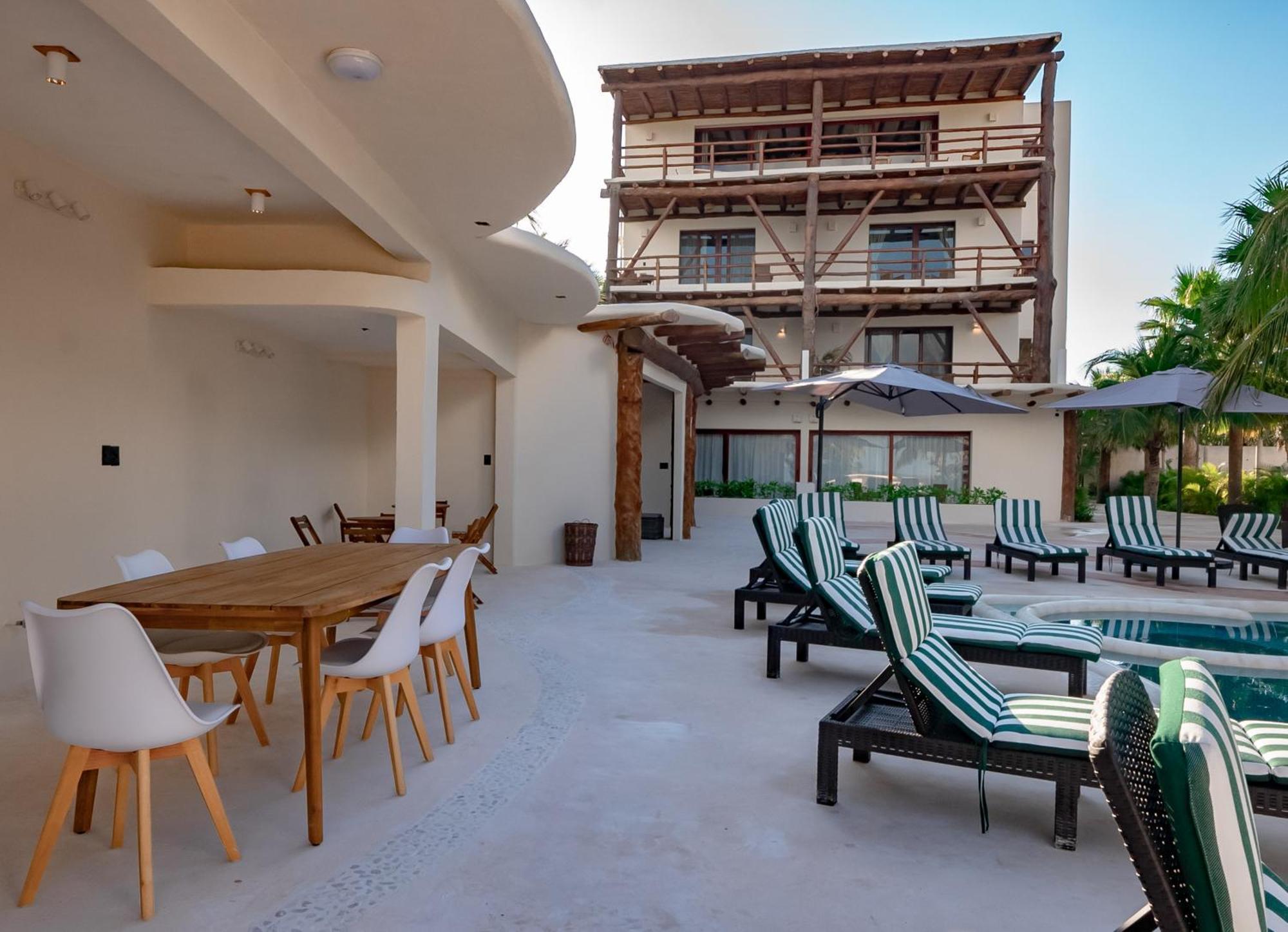 Beach Front Hotel Boutique Dk House Isla Holbox Exterior photo