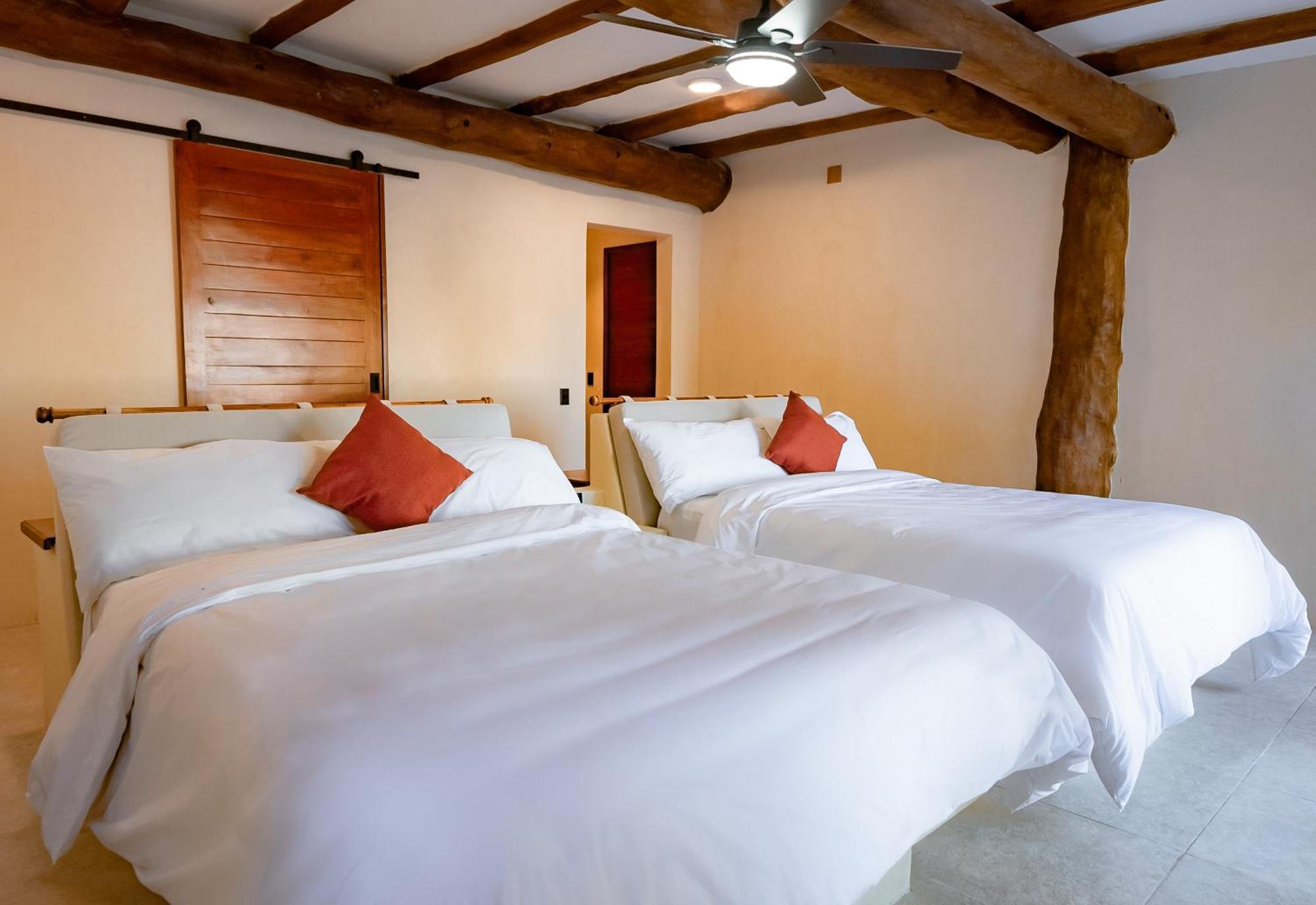 Beach Front Hotel Boutique Dk House Isla Holbox Exterior photo